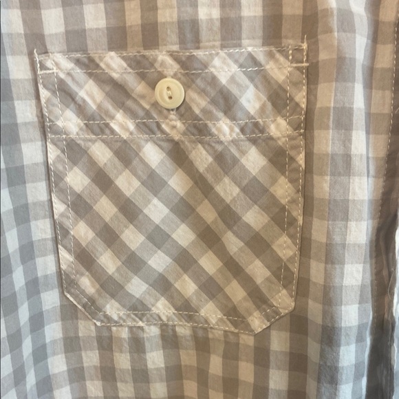 Gray Casual Button Down Shirt with Checkered Pattern - Picture 2 of 5